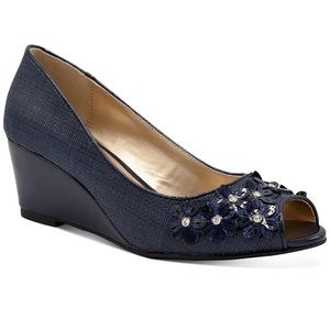 Karen Scott Coraa Wedge Sandals